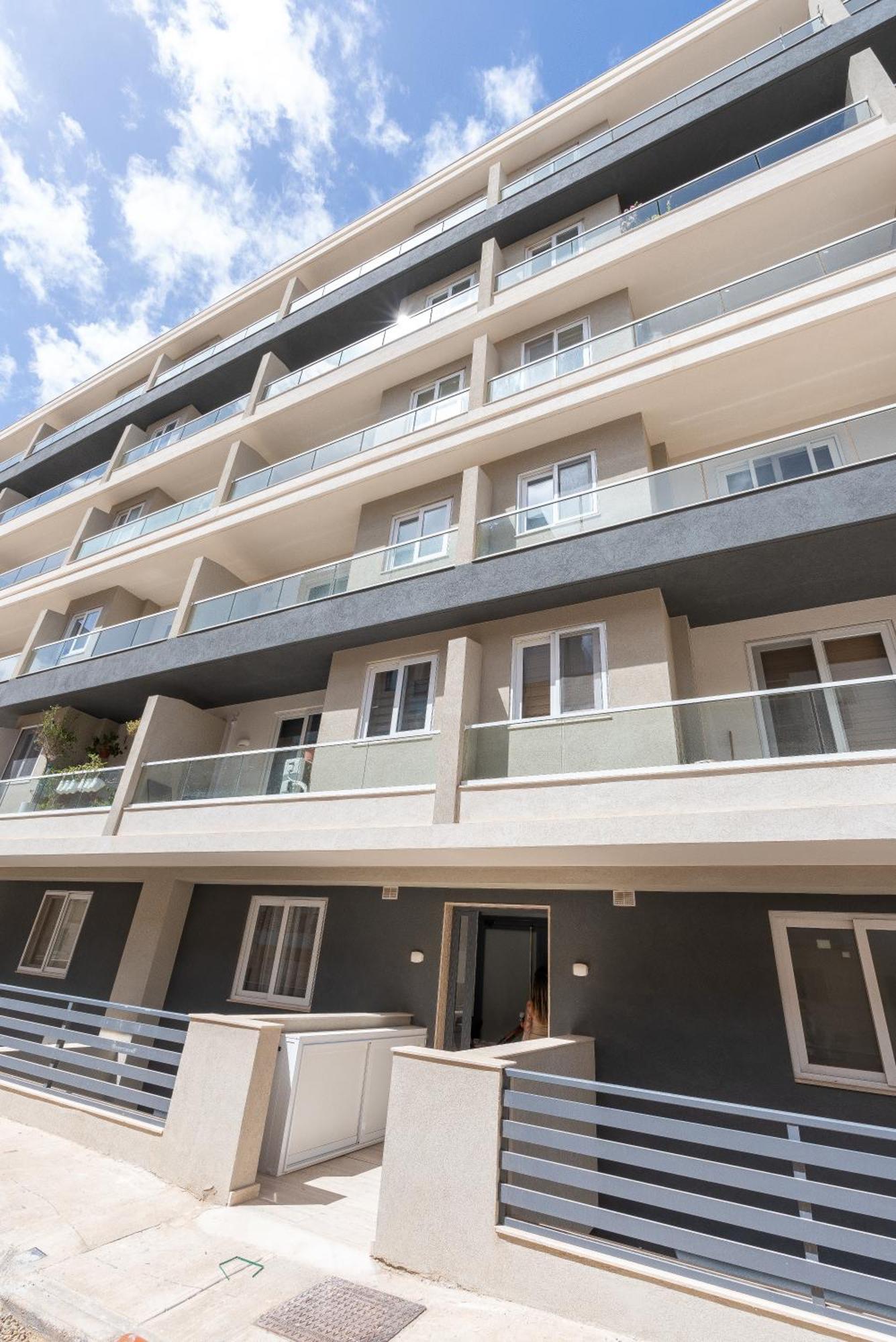 Modern & Luxurious - Prime Location Appartement
