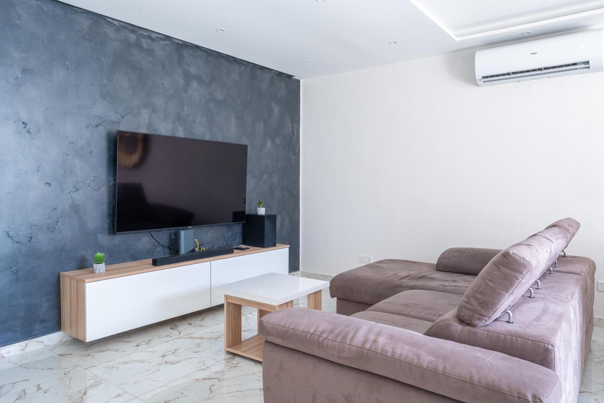 Modern & Luxurious - Prime Location San Pawl il-Baħar
